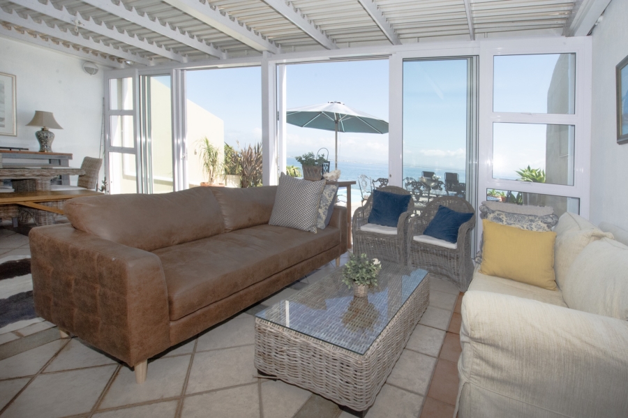 6 Bedroom Property for Sale in Port St Francis Eastern Cape